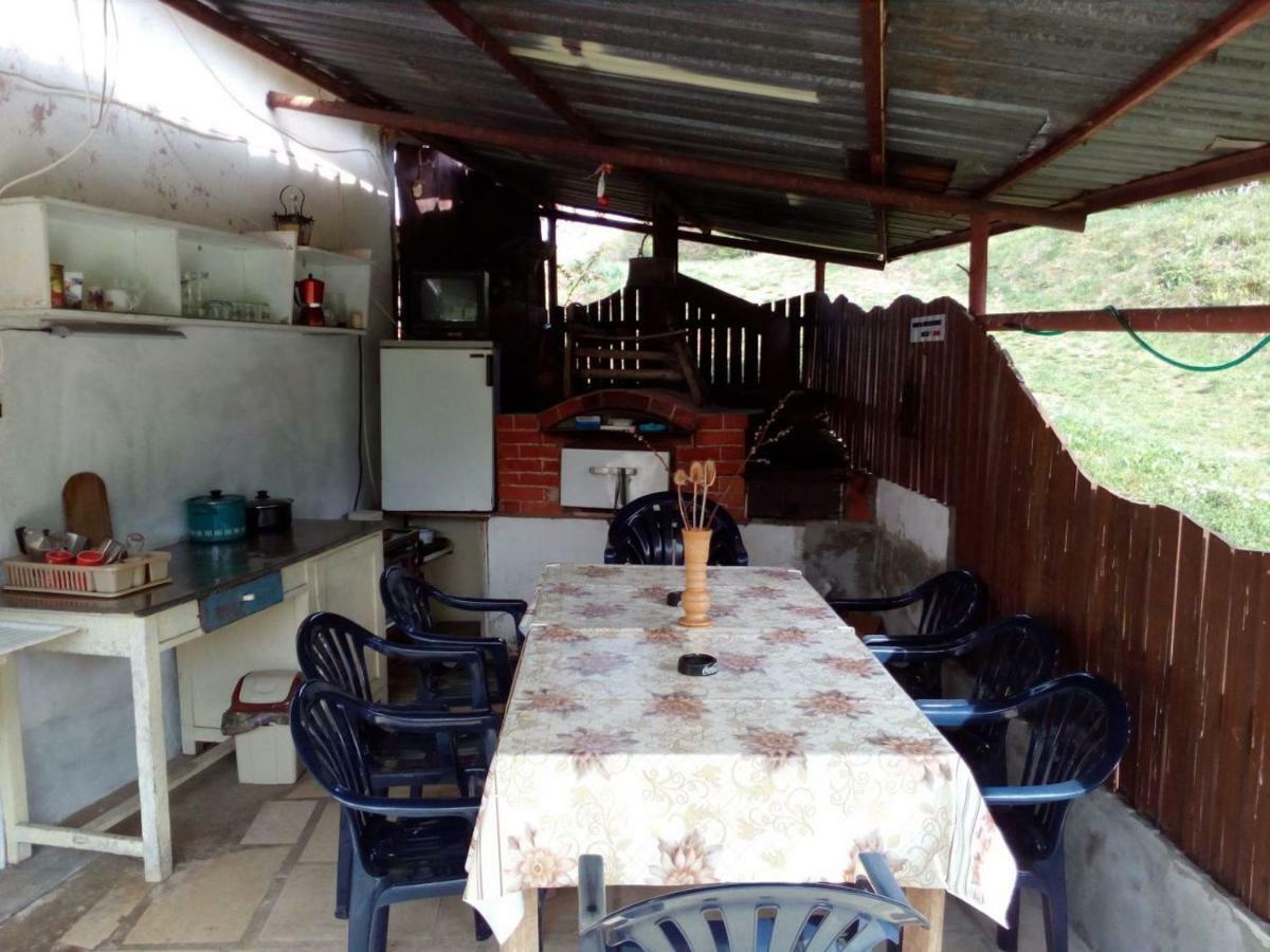 Bungalows Zdravets 베르코비차 외부 사진